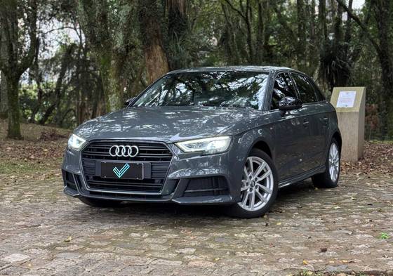 AUDI A3 1.4 TFSI GASOLINA SPORTBACK PRESTIGE PLUS S-TRONIC AUDI A3 1.4 TFSI GASOLINA SPORTBACK PRESTIGE PLUS S-TRONIC